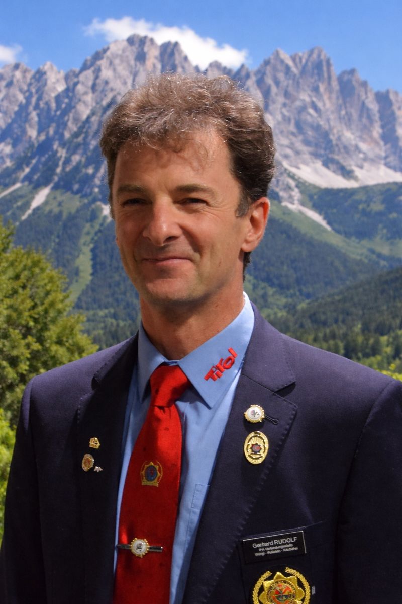 Gerhard RUDOLF